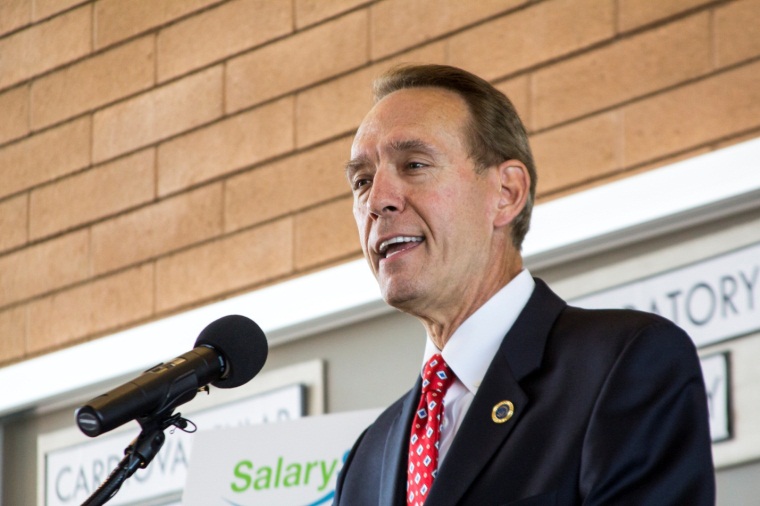 photo of Chancellor Harris at news conference