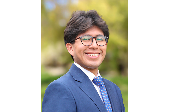 Headshot of SWC Student Trustee, Orlando Vicente-Lazo.